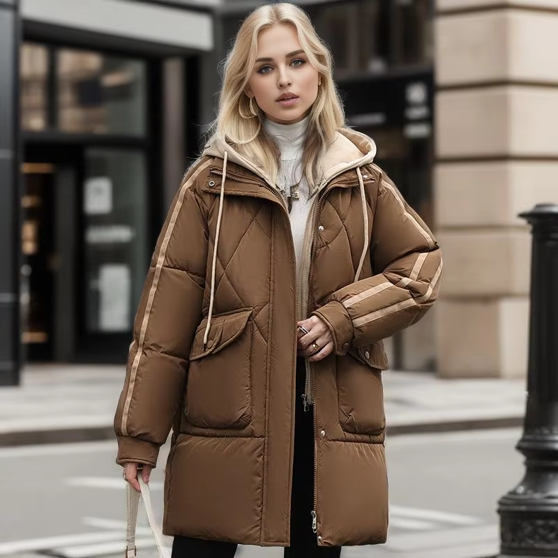 Norina | Manteau d’Hiver Femme Imperméable avec Capuche, Poches à Rabat et Fermeture Éclair