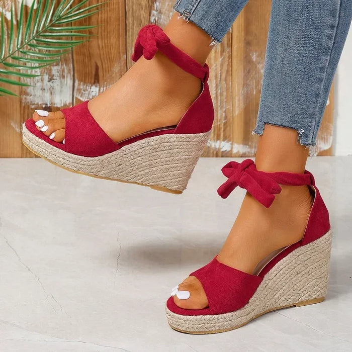 Nini | Sandales Espadrilles Rouges à Talon Compensé avec Lacets