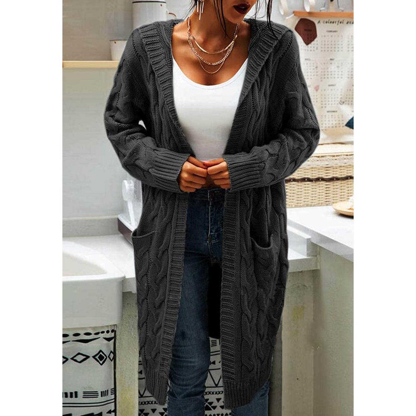 Brenda | Cardigan Long en Grosse Maille avec Motif Torsadé