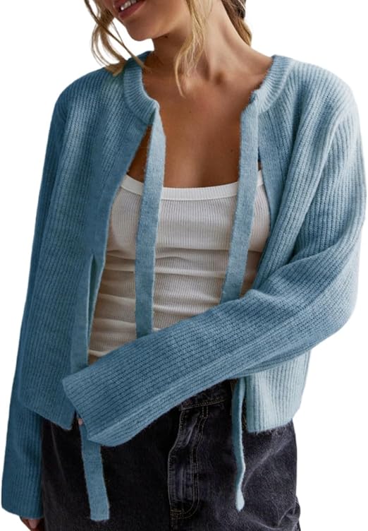 Orphélie | Cardigan en tricot à couleur unie avec fermeture à deux liens pour femme