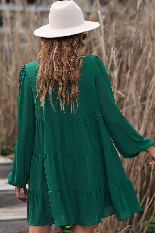 Géralda | Robe Vert Tendance avec Volants, Manches Bouffantes et Col Montant