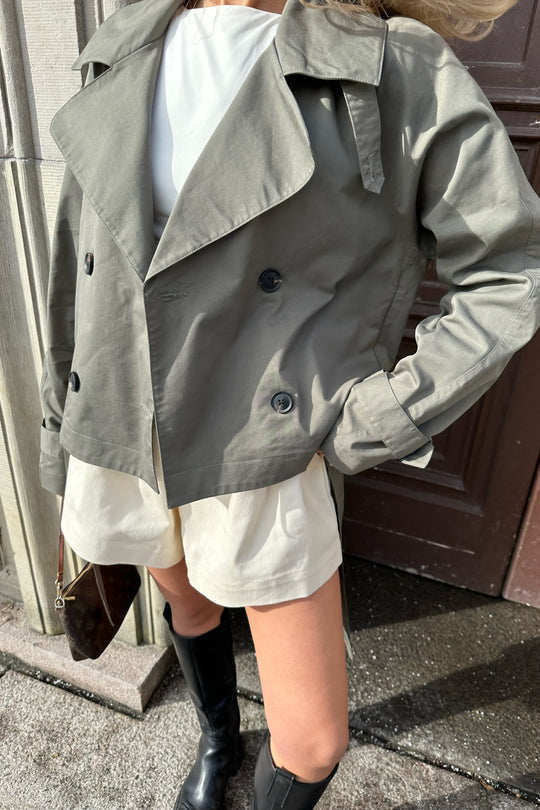 Tini | Trench-Coat Court à Double Boutonnage pour Femmes