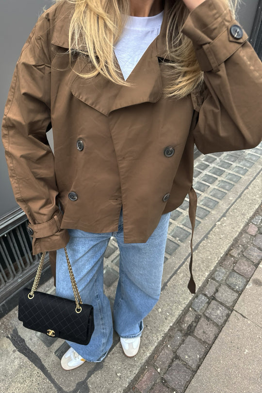 Tini | Trench-Coat Court à Double Boutonnage pour Femmes