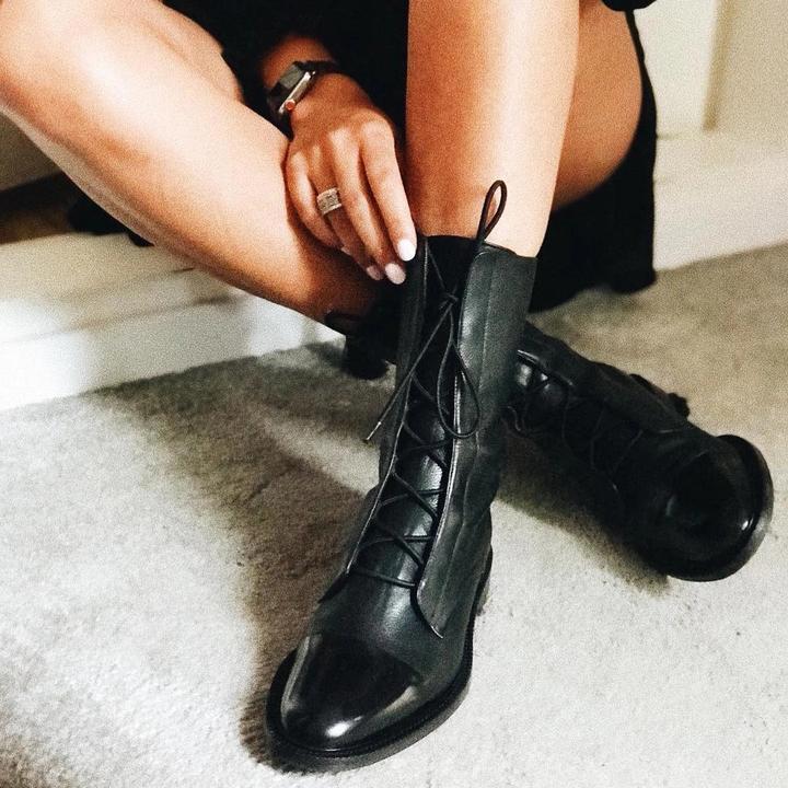 Antoinnette | Bottines en Cuir Premium à Lacets, Bout Pointu, Talon Bas et Bloc