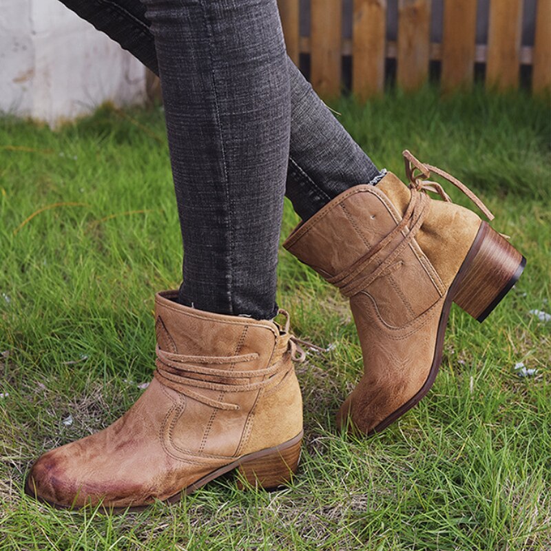 Paloma | Bottines Vintage à Talon Bloc avec Lacets à l'Arrière