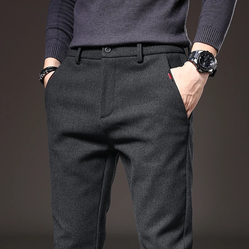 Marcus | Pantalon Slim Fit Homme, Tissu Brossé, Confortable et Élégant