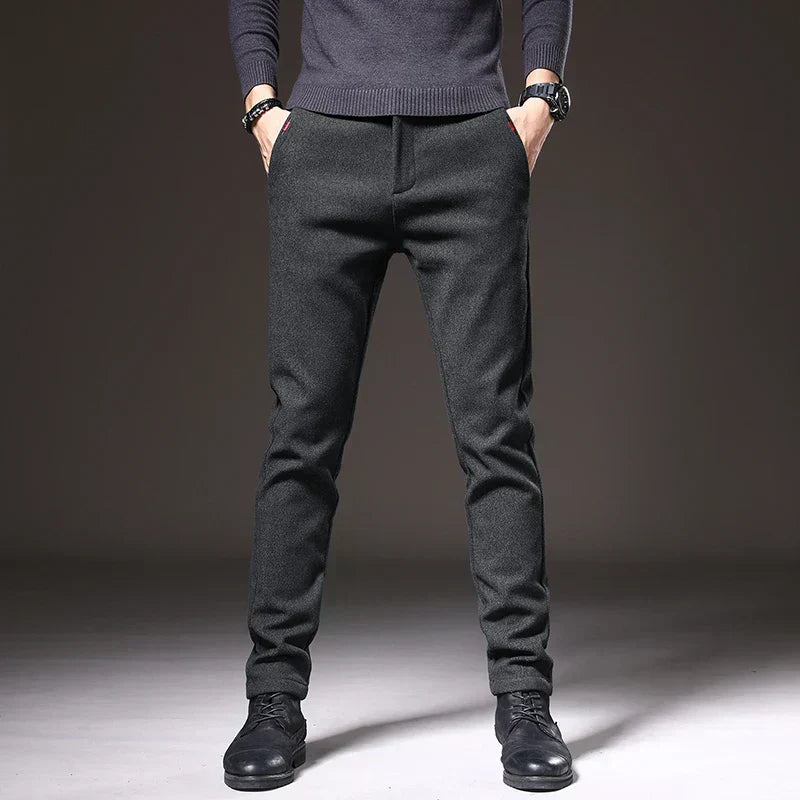 Marcus | Pantalon Slim Fit Homme, Tissu Brossé, Confortable et Élégant