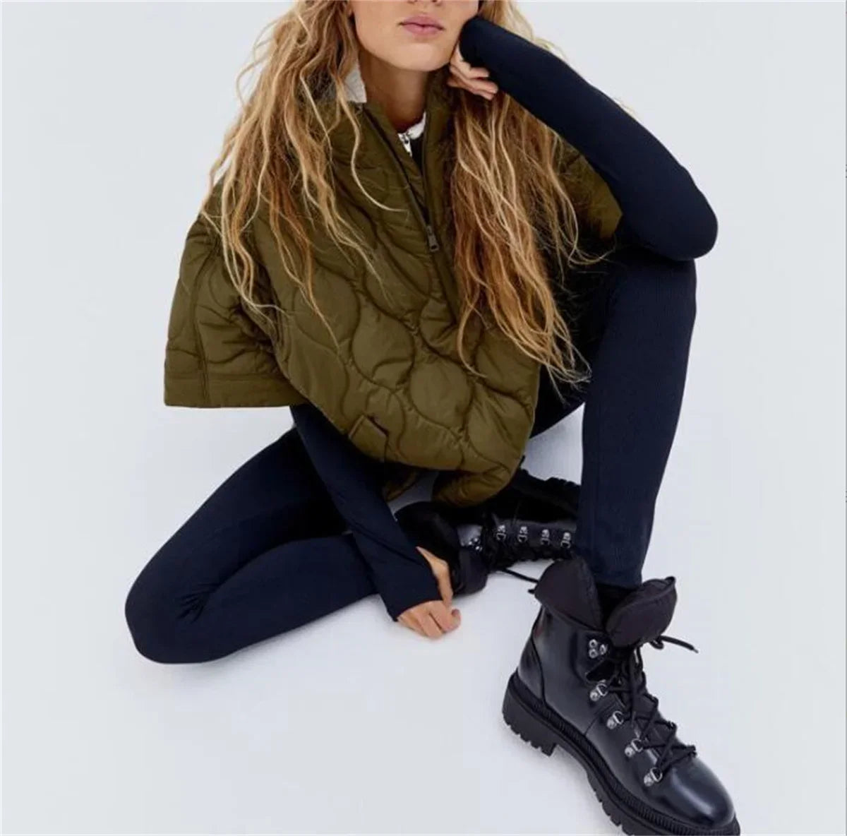 Katalina | Parka pour Femme, Vert Armée, Padded, Col Montant et Fermeture Éclair