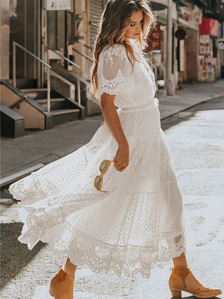 Floren | Robe Maxi en Dentelle Blanche – Élégance Romantique et Féminité Intemporelle