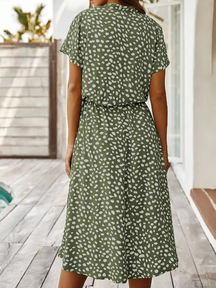 Ulvienne | Robe Midi d'Été à Manches Courtes avec Imprimé Pois/Leopard et Taille Nouée - Élégance Décontractée