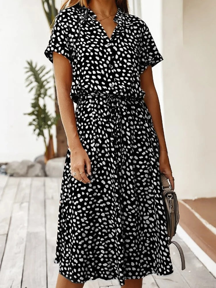 Ulvienne | Robe Midi d'Été à Manches Courtes avec Imprimé Pois/Leopard et Taille Nouée - Élégance Décontractée