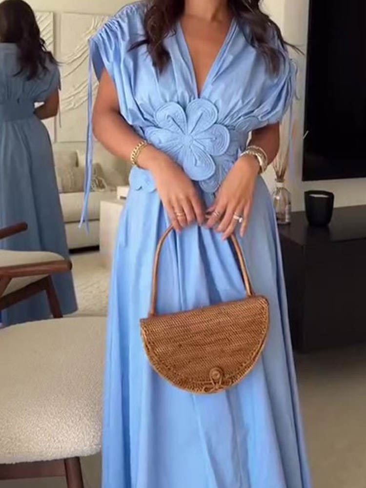 Emilie | Robe Maxi Fleurie Bleu avec Col V et Motifs Floraux en 3D