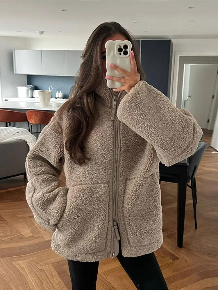 Laurian | Veste en Teddy Fleece Unicolore à Col Montant et Zip Complet pour Femme