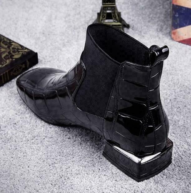 Domitille | Bottines Noires Brillantes avec Détail Chaussette et Talon Bloc