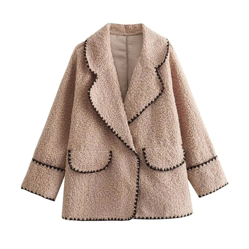 Wélandra | Manteau Teddy à Col Revers en Fausse Fourrure avec Accents Contrastants pour Femme - Beige Clair